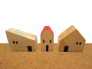 隣の家との隙間がない外壁塗装