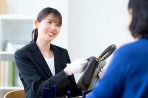 買取大吉とおたからやのどっちが良いか比較してから査定を受けた様子
